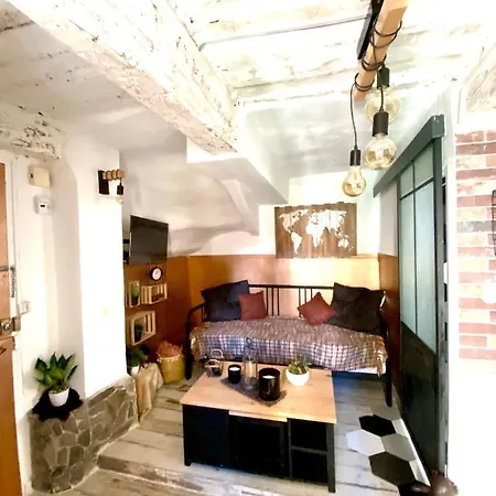 Cosy Studio Industriel La Garde (Var)